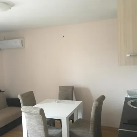 Ivanov Luxury Apartment Pomorie